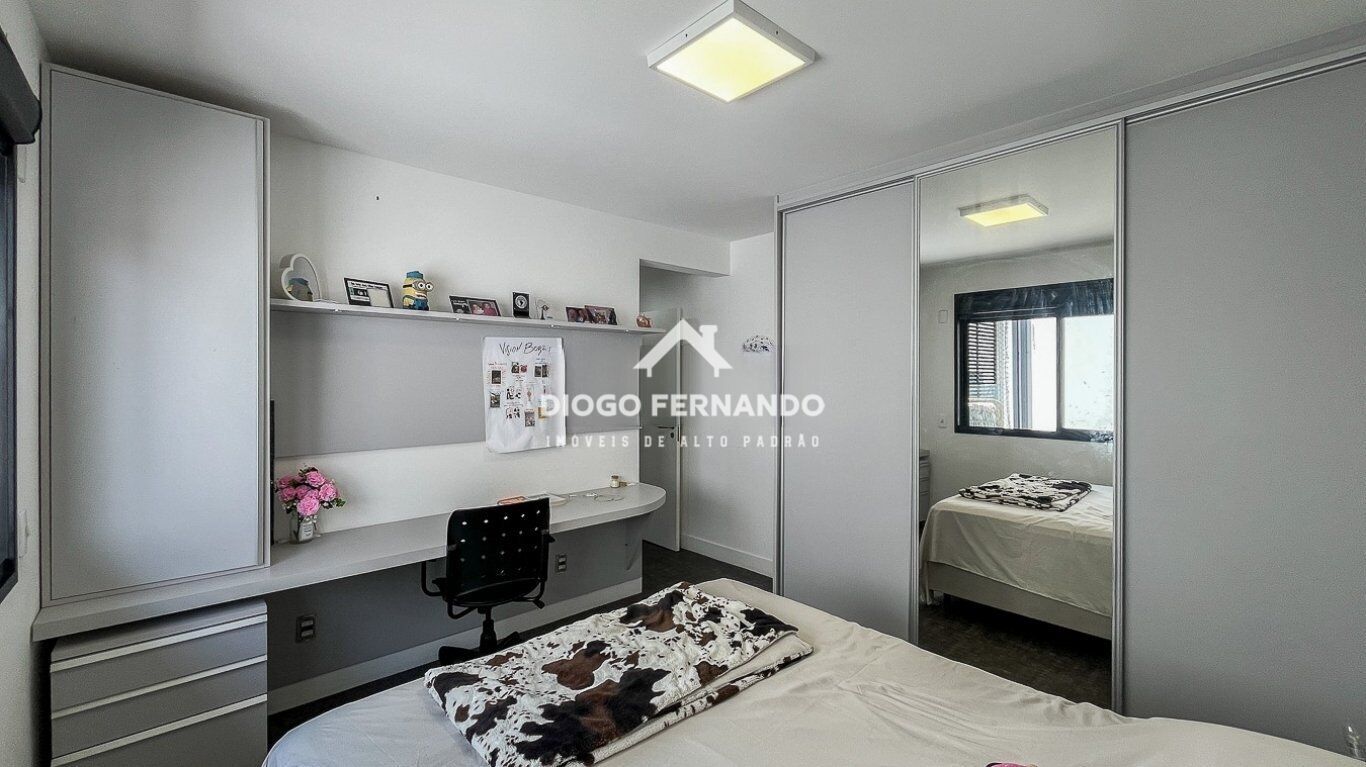 Casa, 4 quartos, 275 m² - Foto 33