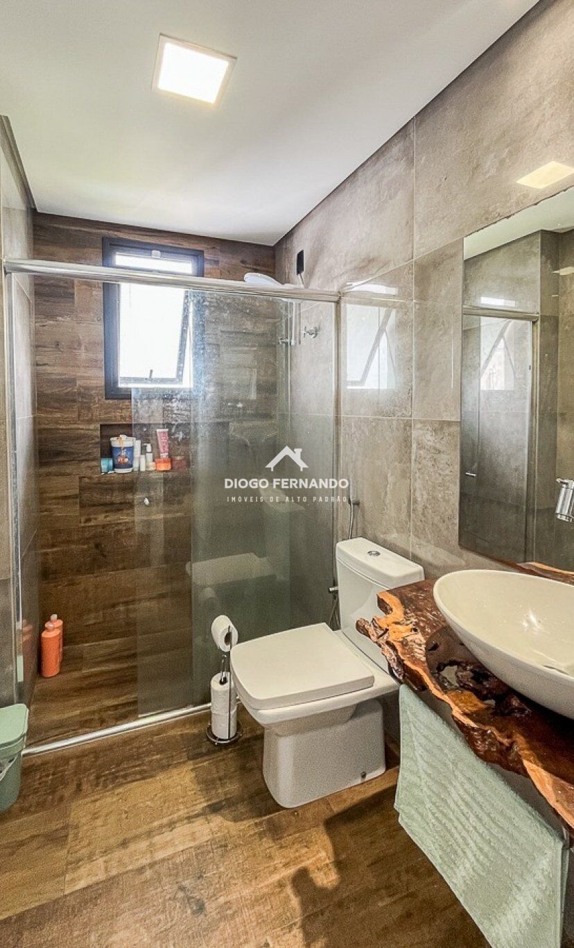 Casa, 4 quartos, 275 m² - Foto 34