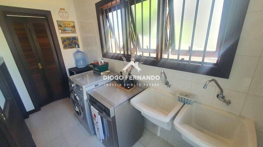 Casa à venda com 3 quartos, 210m² - Foto 26