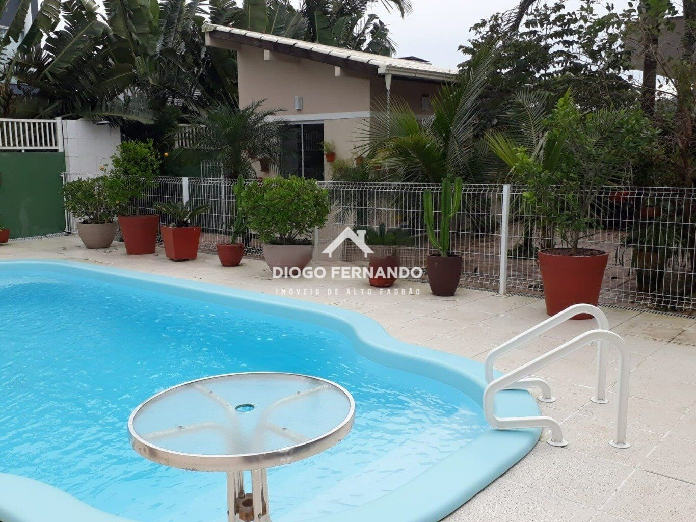 Casa, 5 quartos, 313 m² - Foto 2