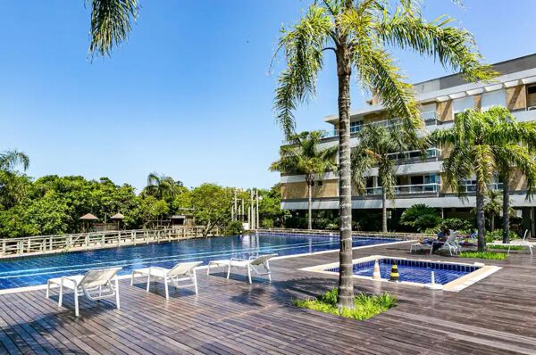 Essence Life Residence