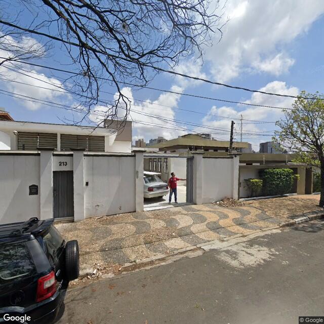 Imagem estática do "Street View" da localização