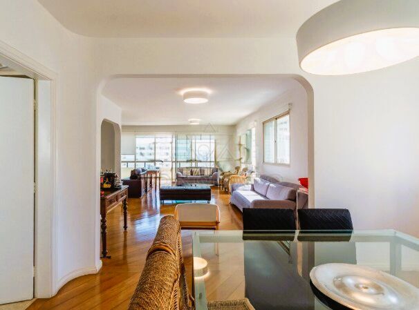 Apartamento à venda com 4 quartos, 246m² - Foto 4