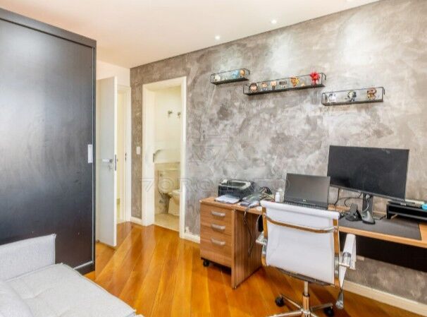 Apartamento à venda com 4 quartos, 246m² - Foto 10