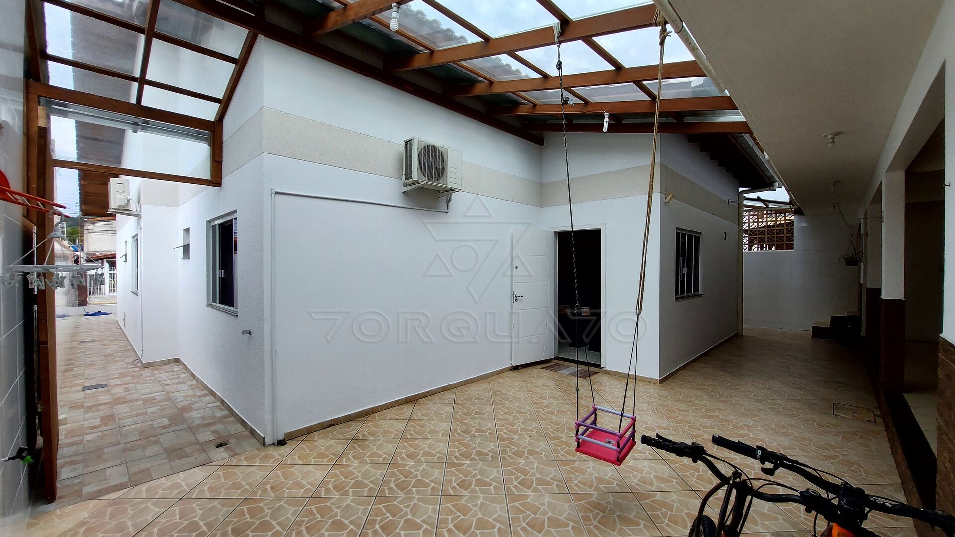 Casa à venda com 4 quartos, 280m² - Foto 4