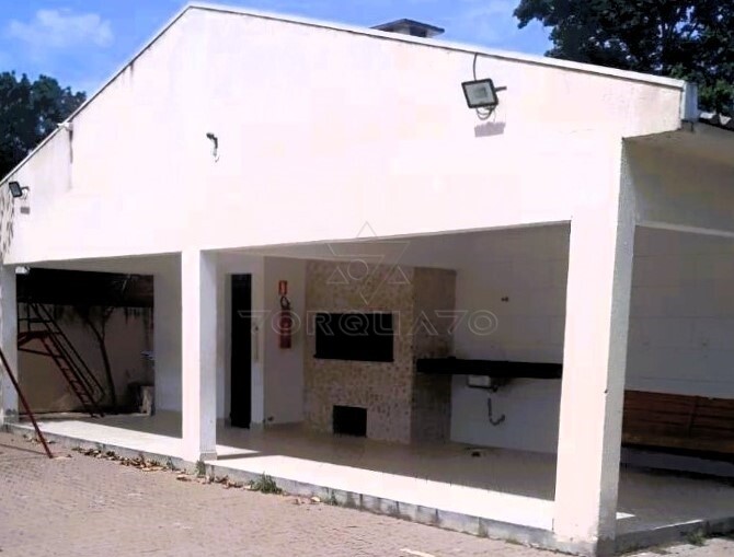 Casa à venda com 2 quartos, 48m² - Foto 4