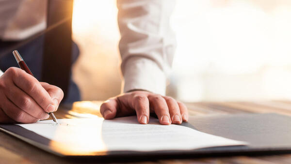 Garanta a Segurança do seu Negócio Imobiliário: Conheça o Compromisso de Compra e Venda