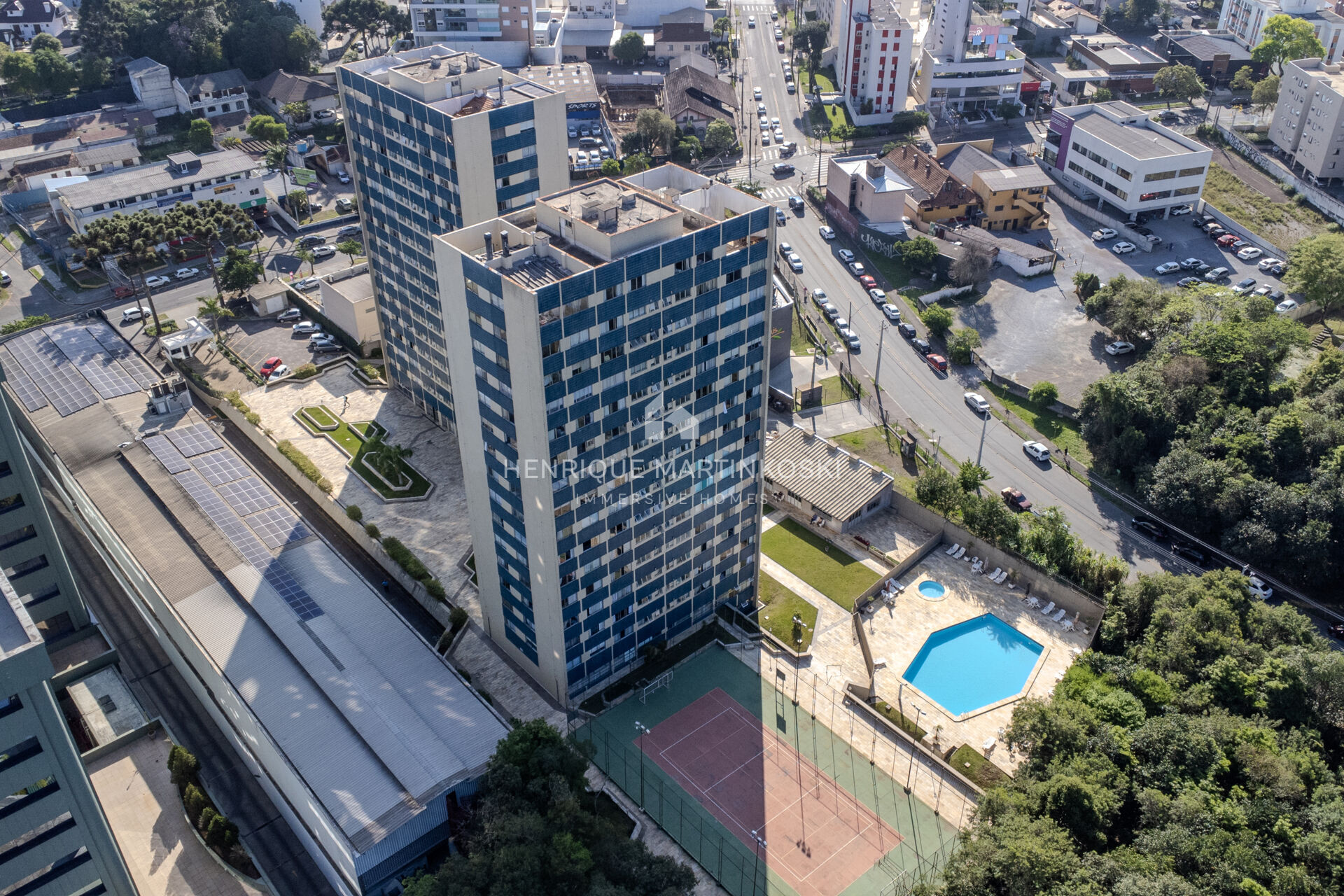 Apartamento à venda com 2 quartos, 80m² - Foto 37