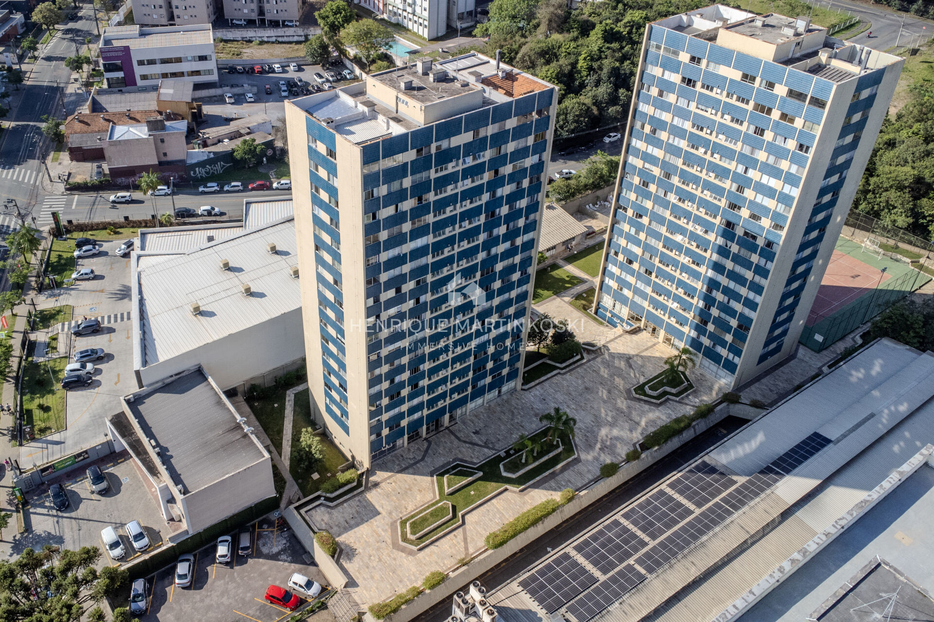 Apartamento à venda com 2 quartos, 80m² - Foto 34