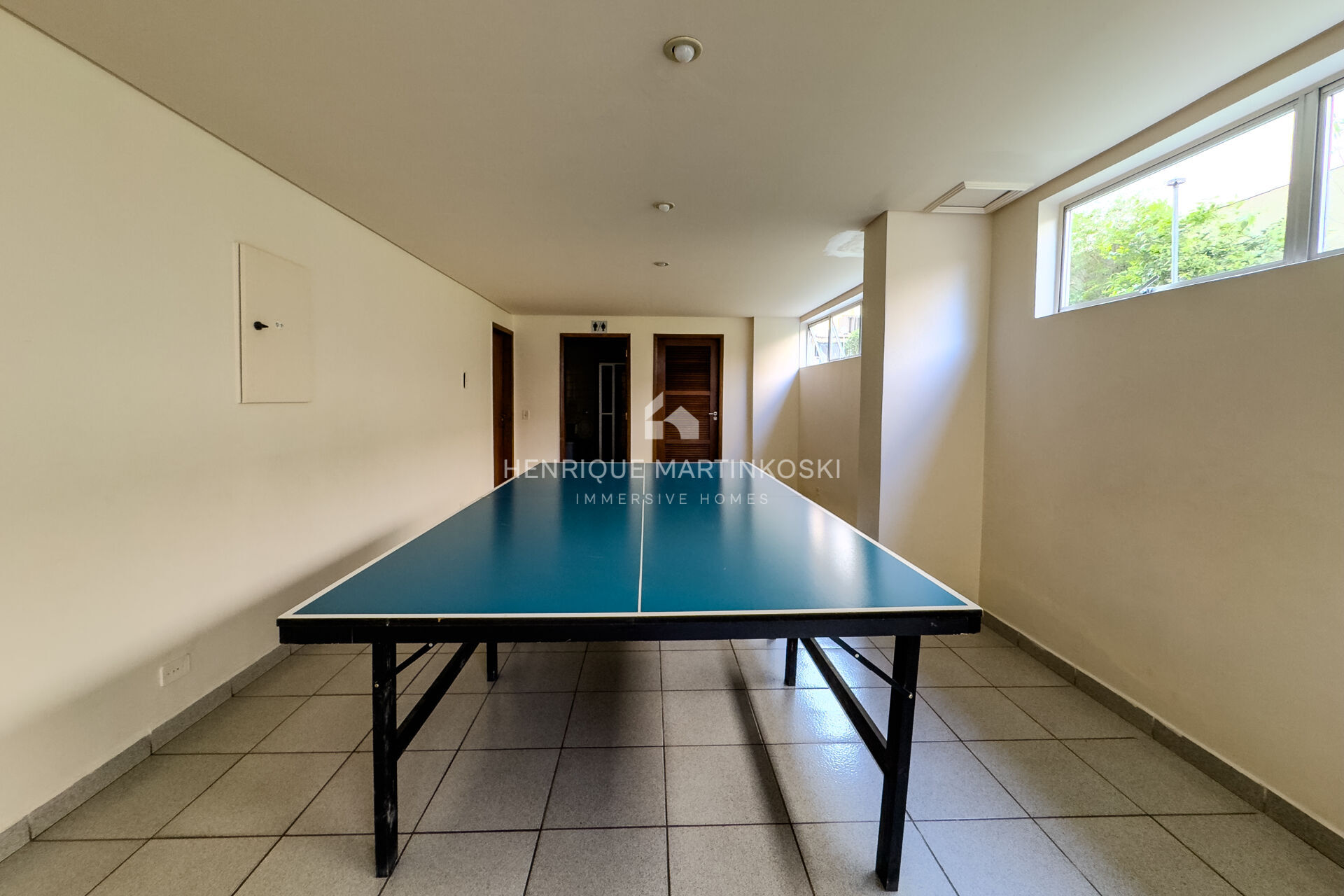 Apartamento à venda com 2 quartos, 80m² - Foto 57