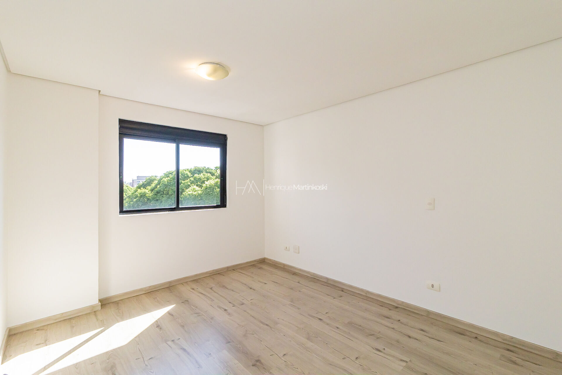 Apartamento à venda com 2 quartos, 78m² - Foto 3