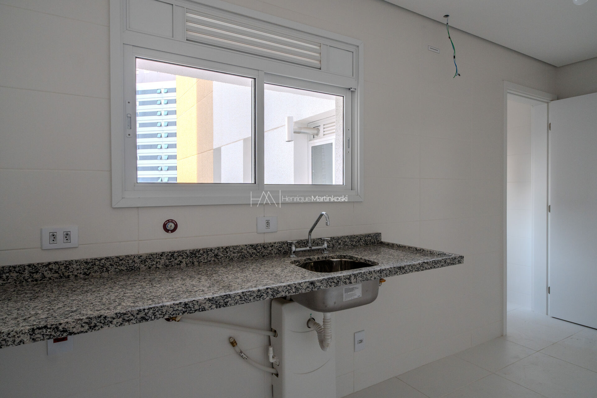 Apartamento à venda com 3 quartos, 113m² - Foto 9