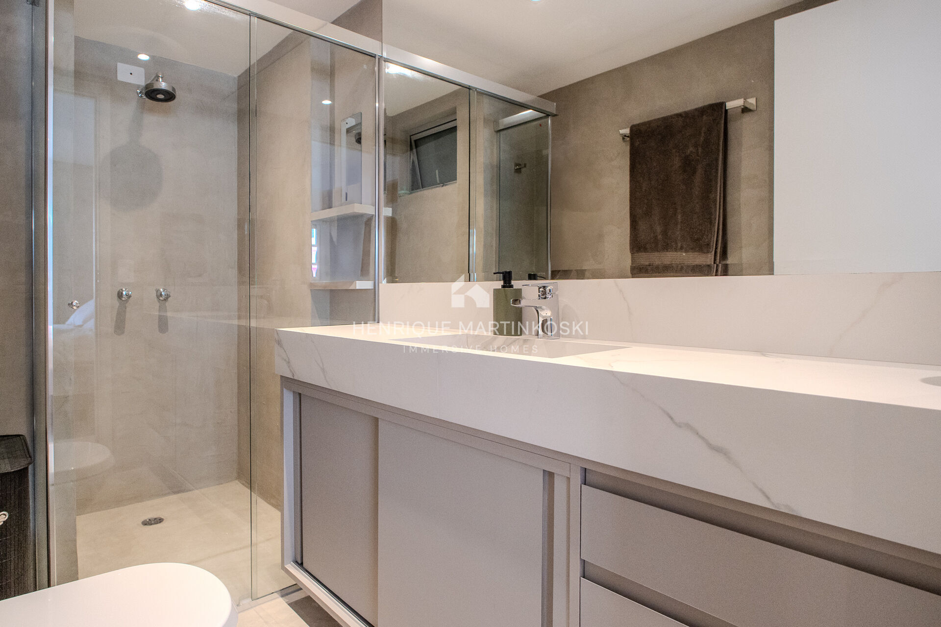 Apartamento à venda com 2 quartos, 80m² - Foto 23