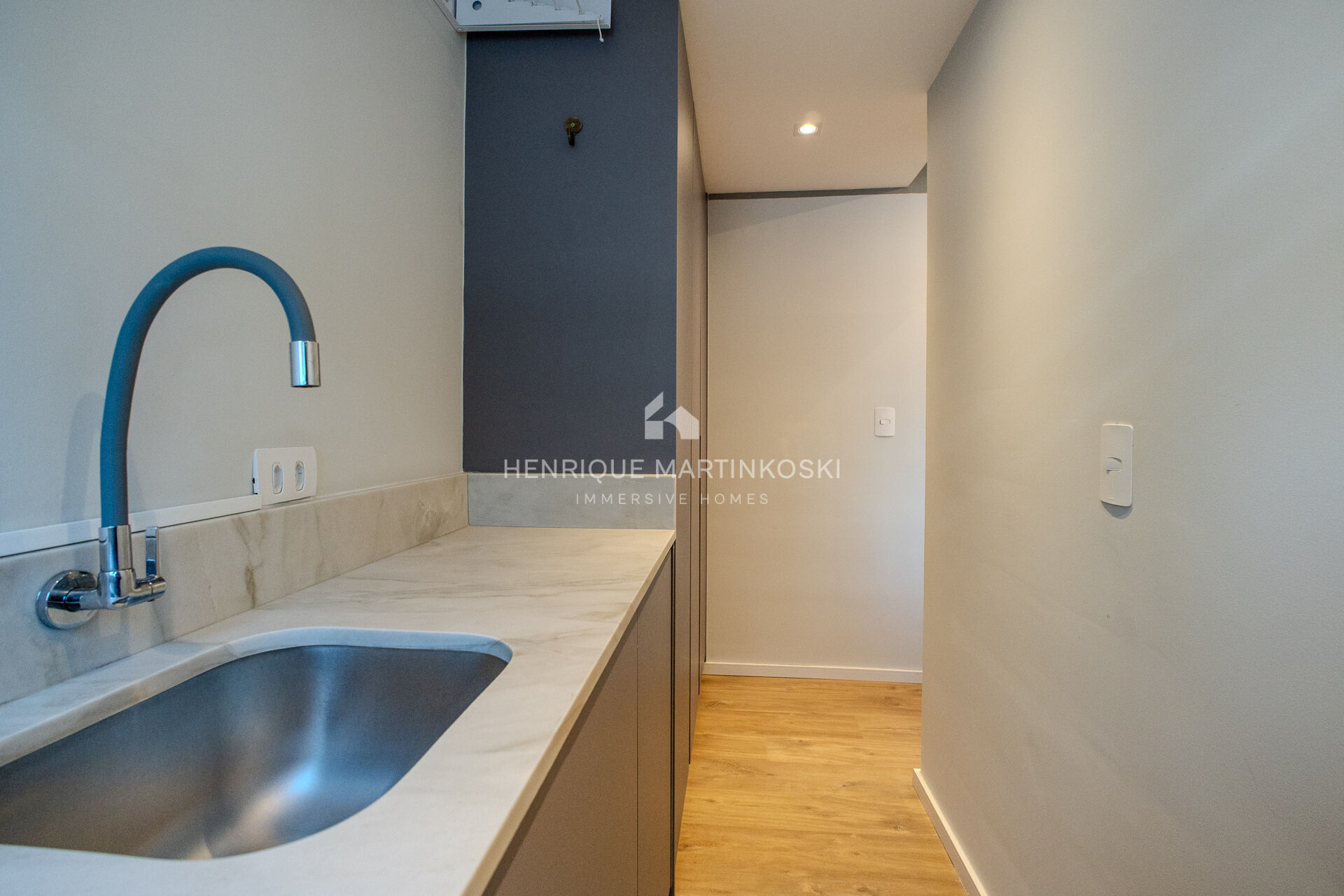 Apartamento à venda com 2 quartos, 80m² - Foto 18