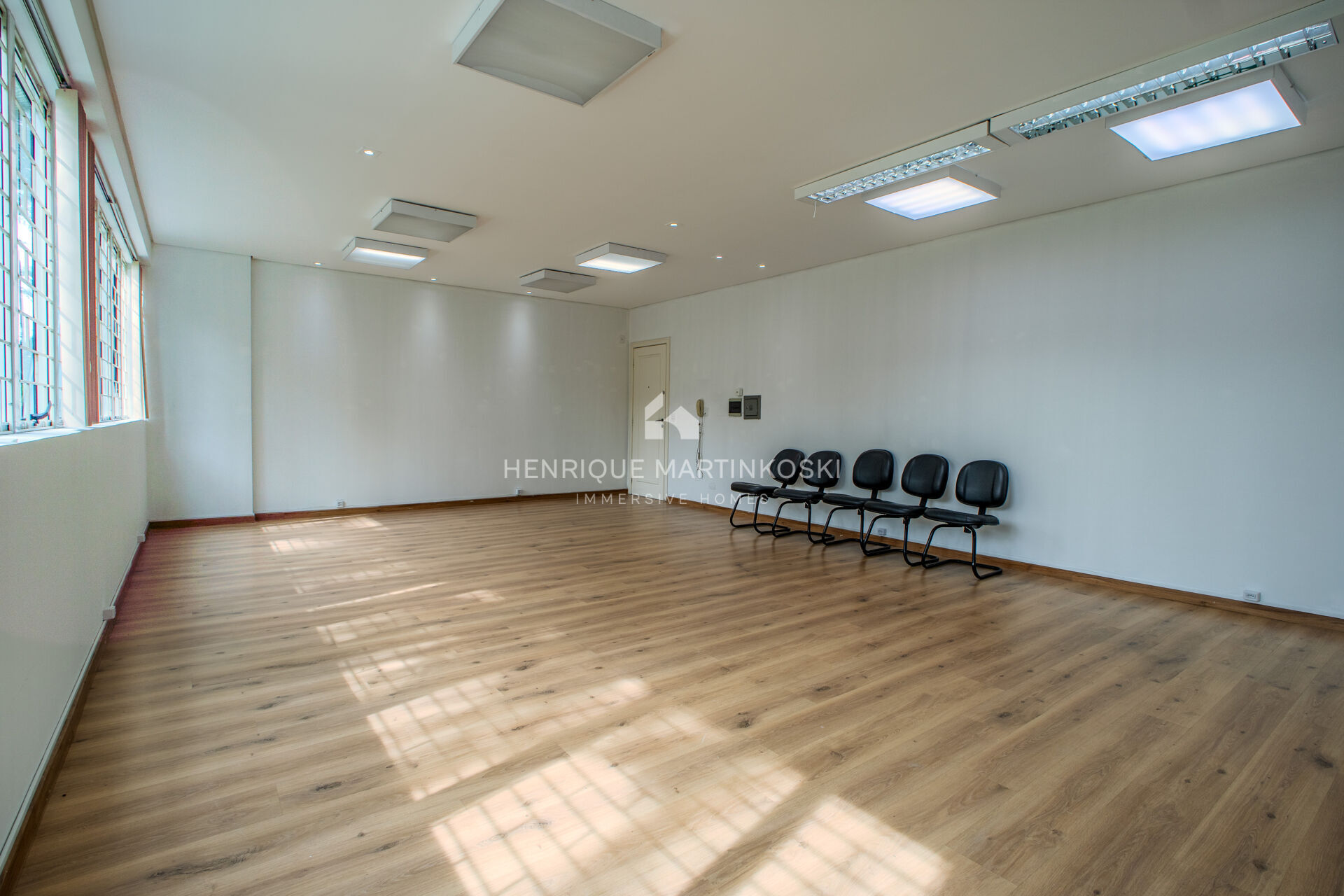 Conjunto Comercial-Sala à venda com 1 quarto, 56m² - Foto 8