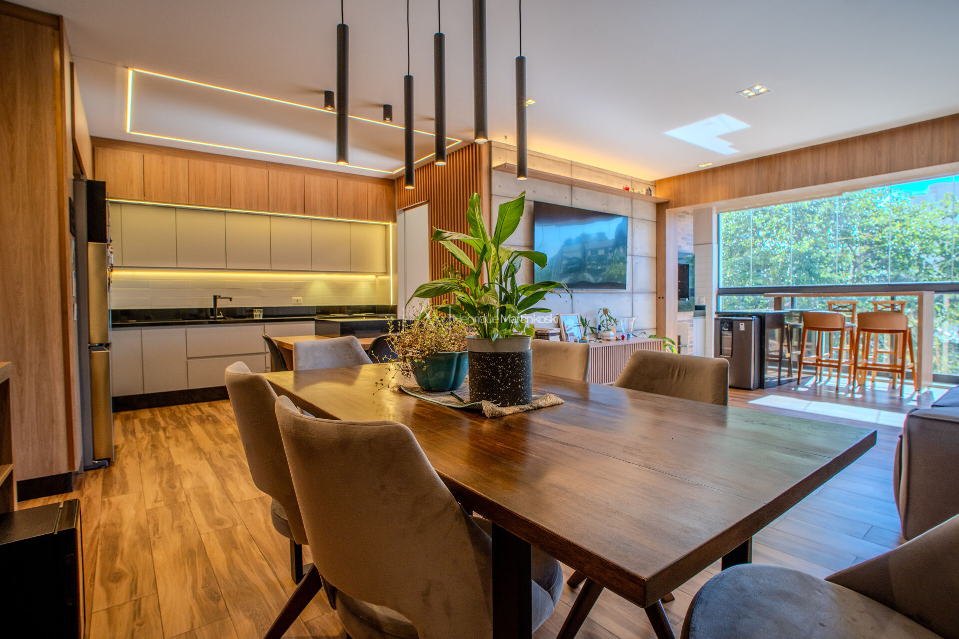 Apartamento à venda com 3 quartos, 150m² - Foto 7