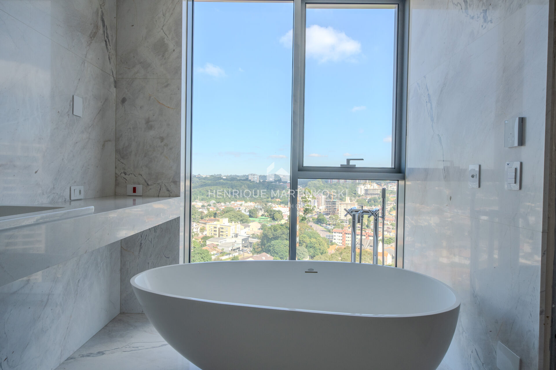Apartamento à venda com 4 quartos, 245m² - Foto 42