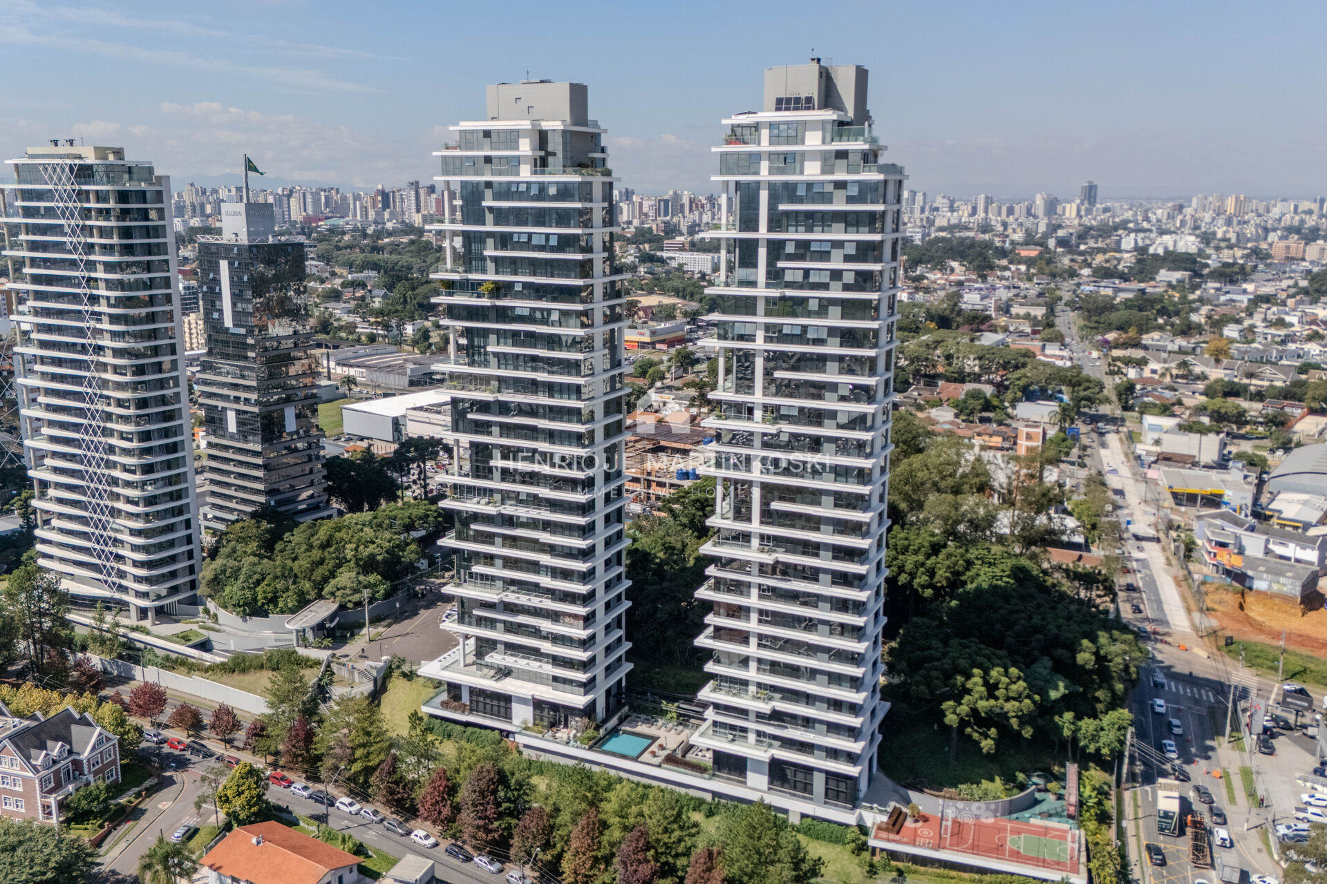 Apartamento à venda com 4 quartos, 245m² - Foto 6