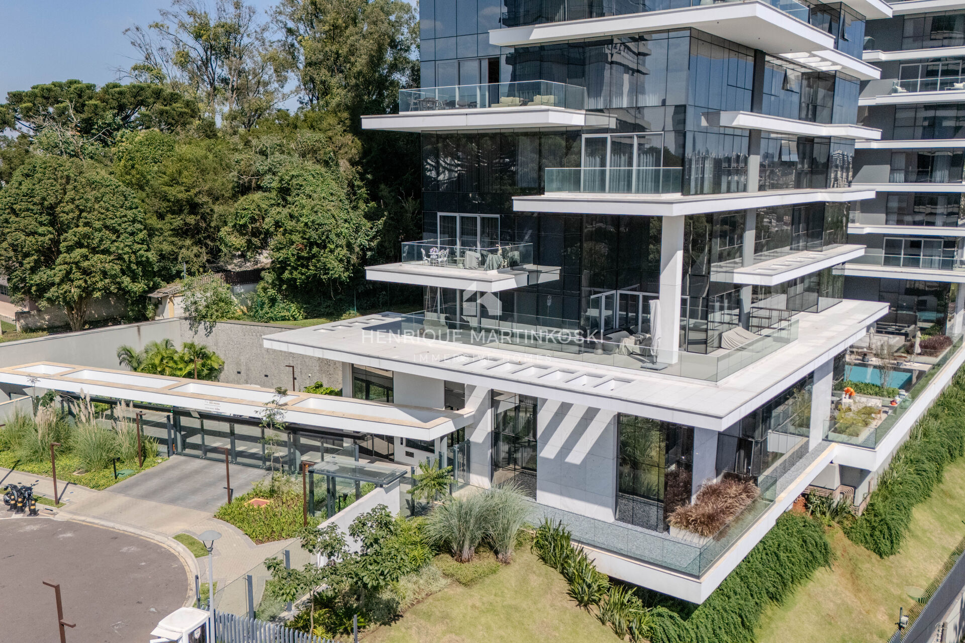 Apartamento à venda com 4 quartos, 245m² - Foto 4