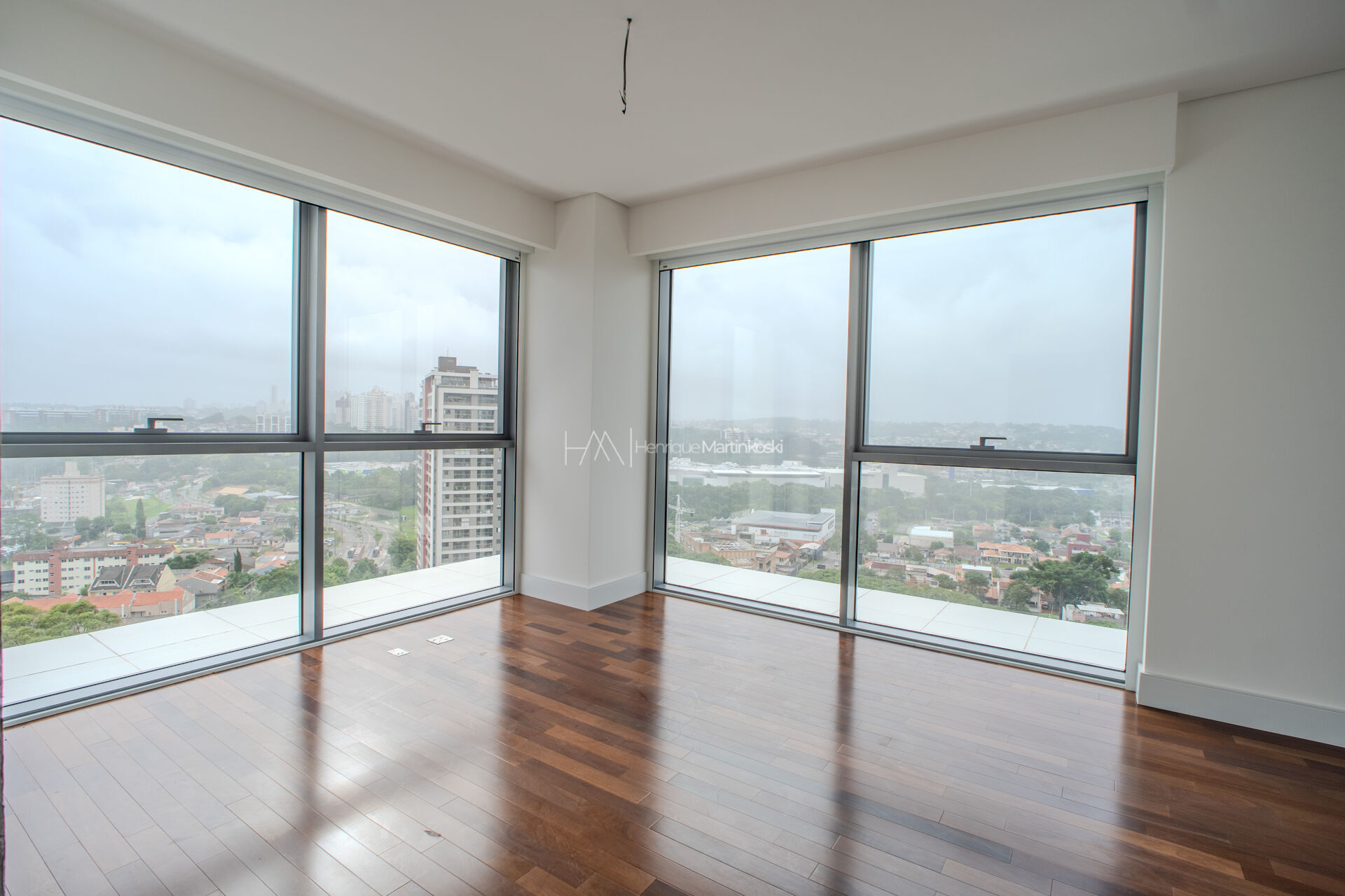 Apartamento à venda com 4 quartos, 245m² - Foto 18