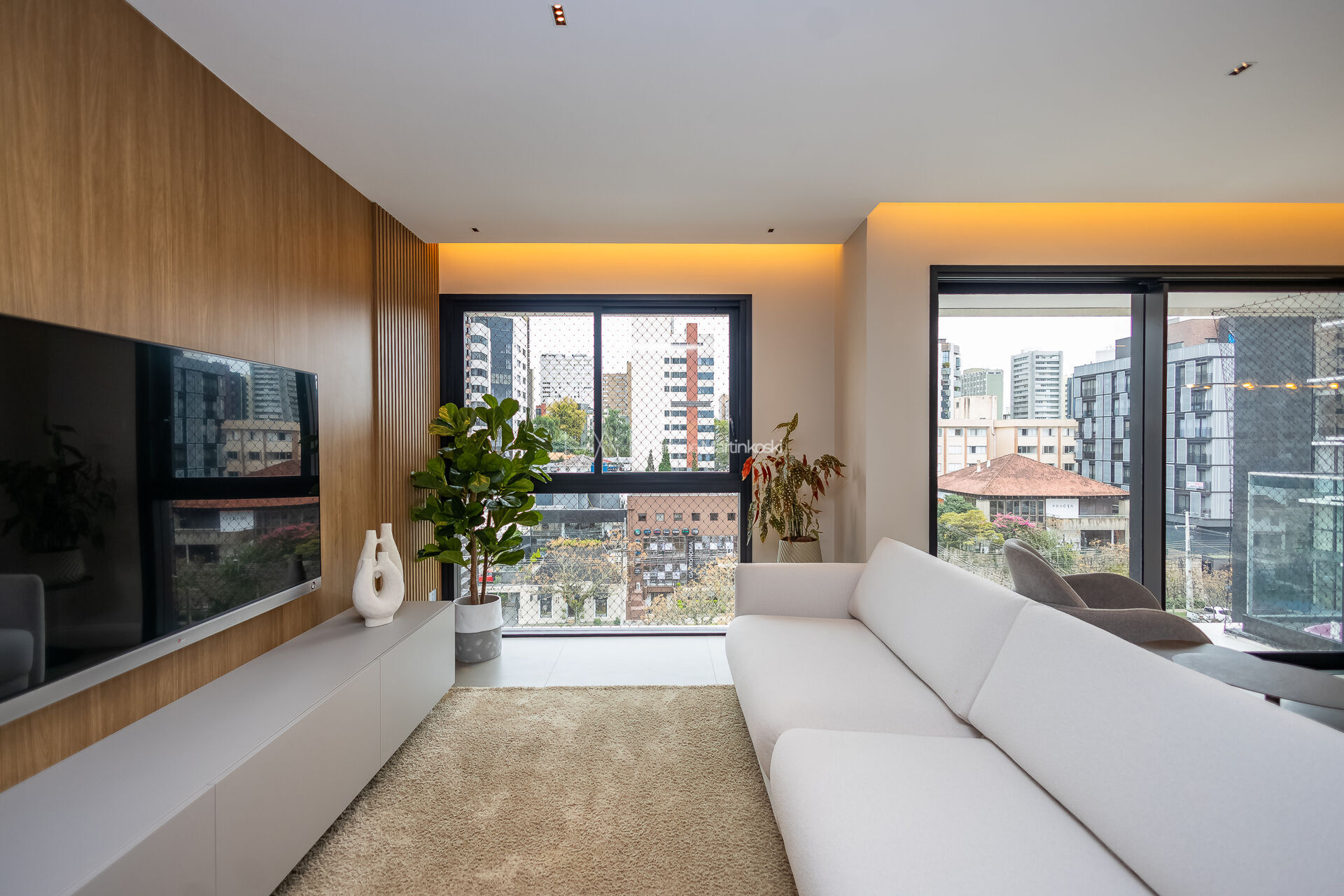 Apartamento à venda com 2 quartos, 107m² - Foto 6