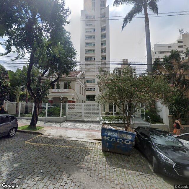 Imagem estática do "Street View" da localização