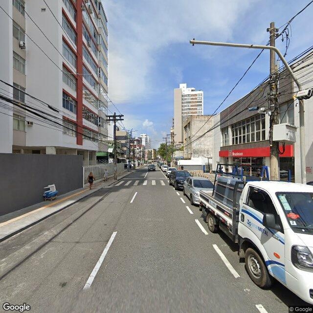 Imagem estática do "Street View" da localização