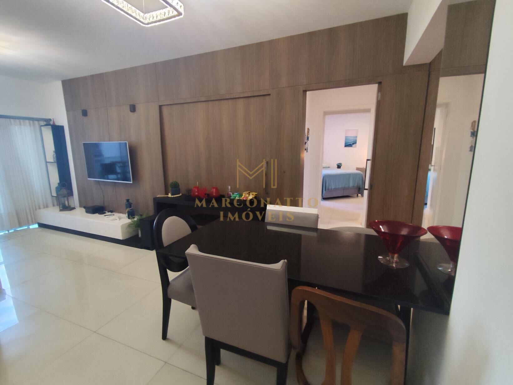 Apartamento para alugar com 2 quartos, 85m² - Foto 12