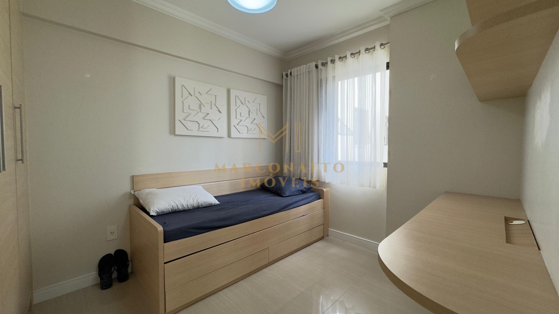 Apartamento para alugar com 2 quartos, 70m² - Foto 8