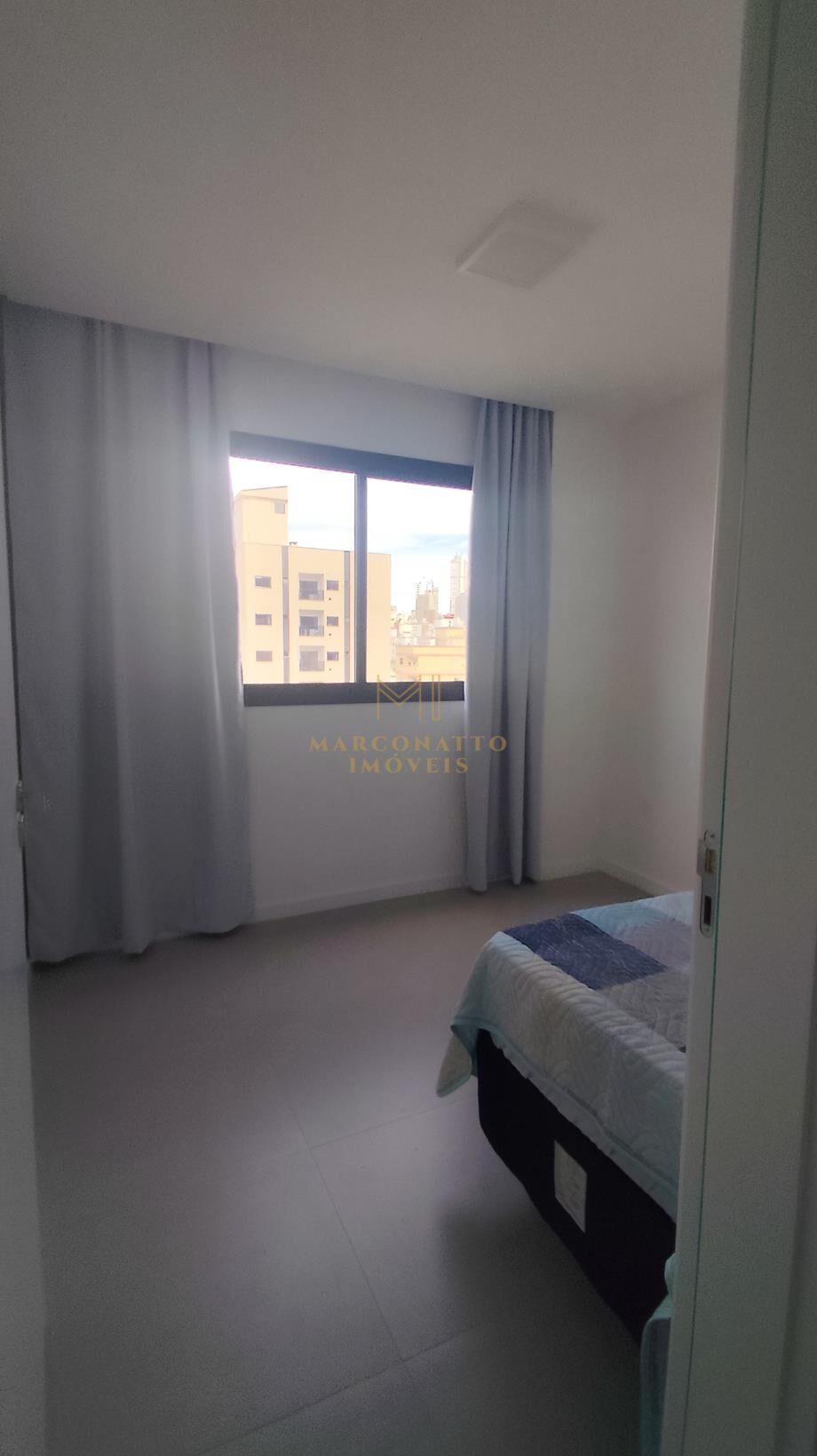 Apartamento para alugar com 2 quartos, 68m² - Foto 19