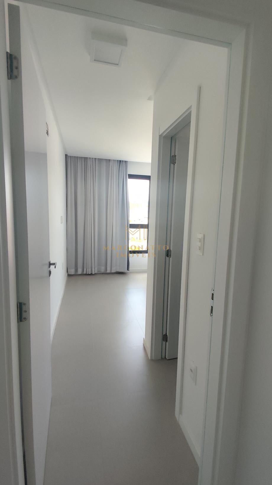 Apartamento para alugar com 2 quartos, 68m² - Foto 12