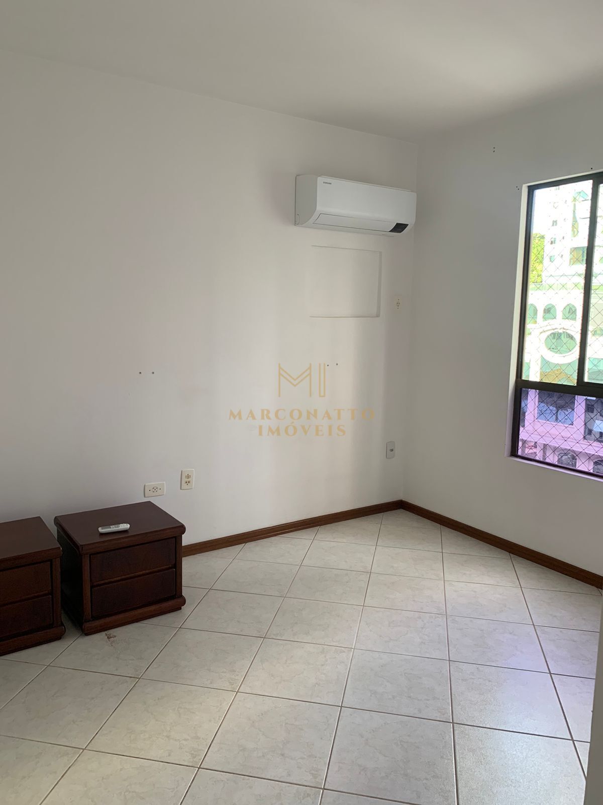 Apartamento à venda com 2 quartos, 85m² - Foto 7