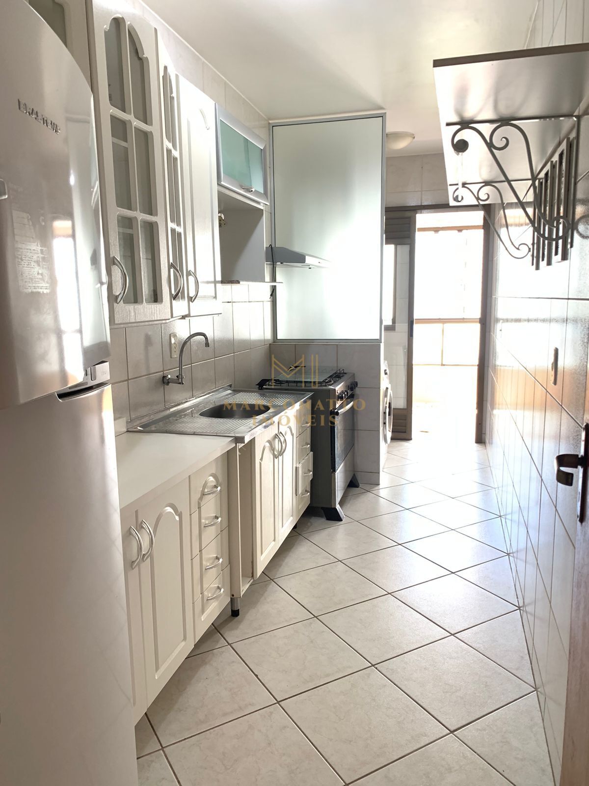 Apartamento à venda com 2 quartos, 85m² - Foto 10