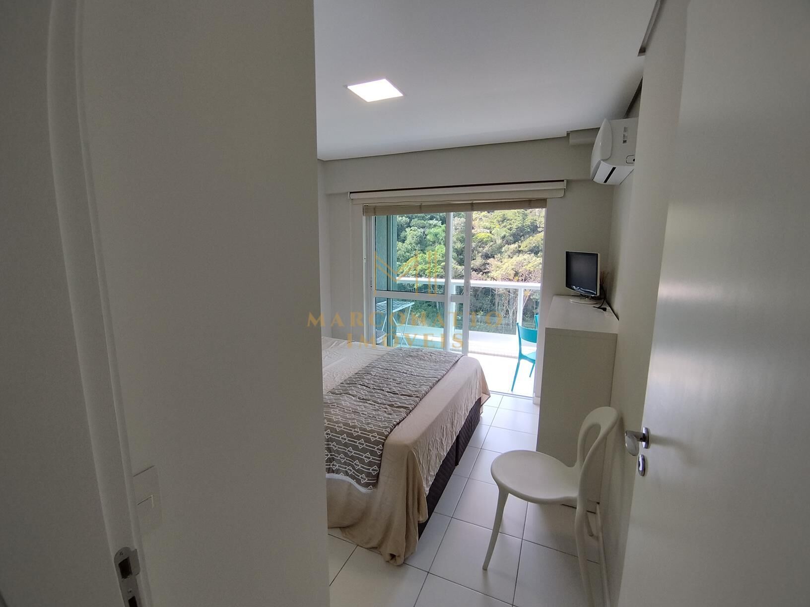 Apartamento para alugar com 1 quarto, 64m² - Foto 15