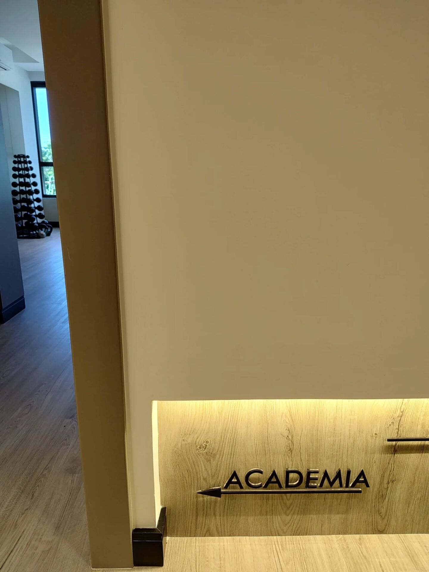 Apartamento à venda com 2 quartos, 68m² - Foto 20