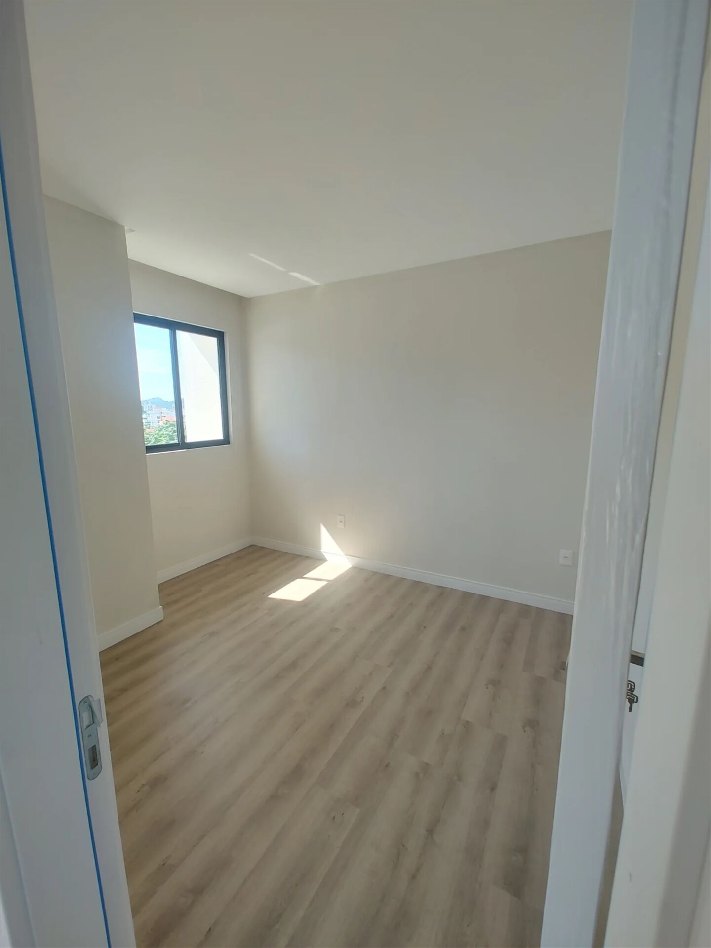 Apartamento à venda com 2 quartos, 68m² - Foto 8