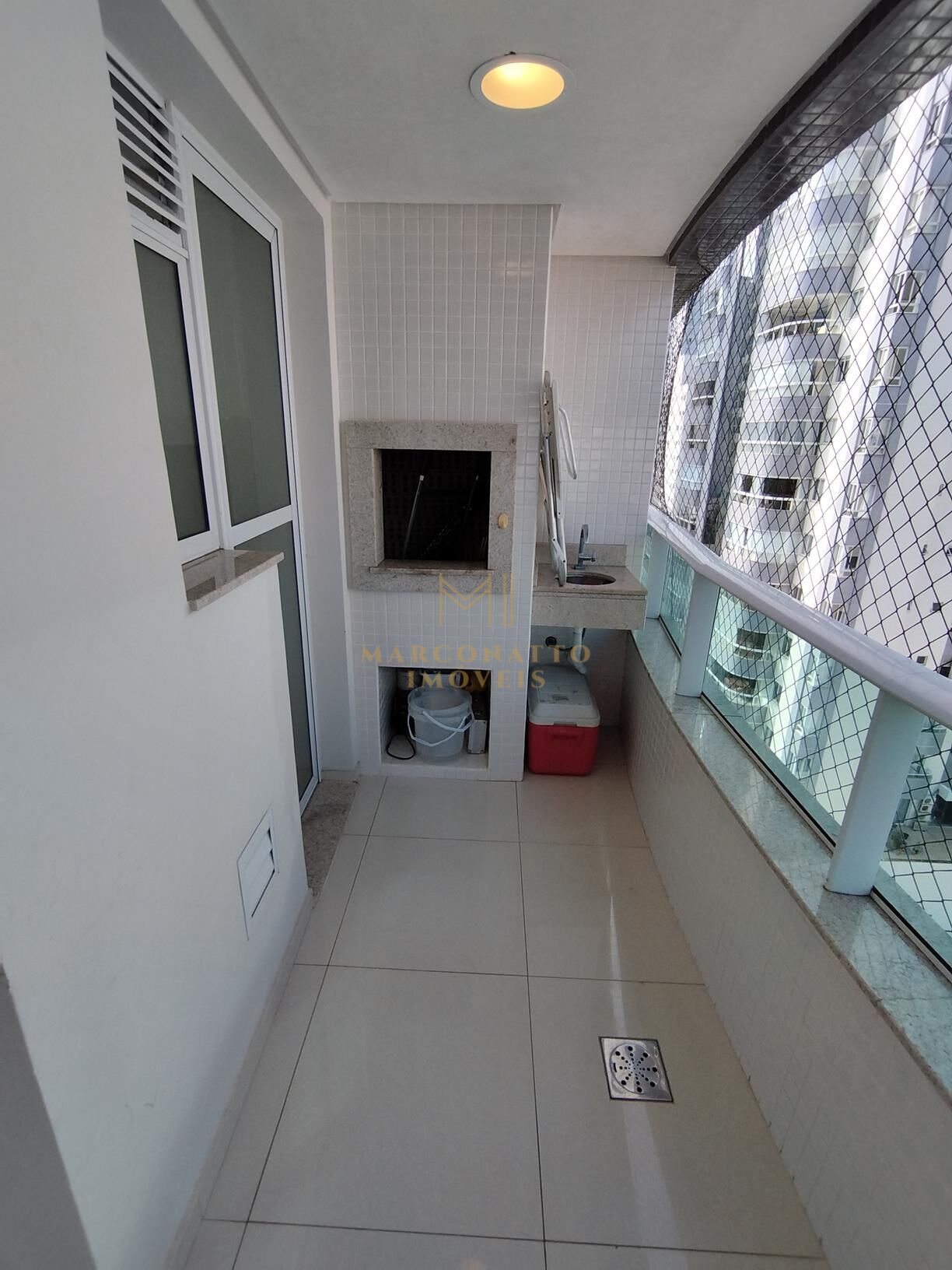 Apartamento para alugar com 3 quartos, 115m² - Foto 11