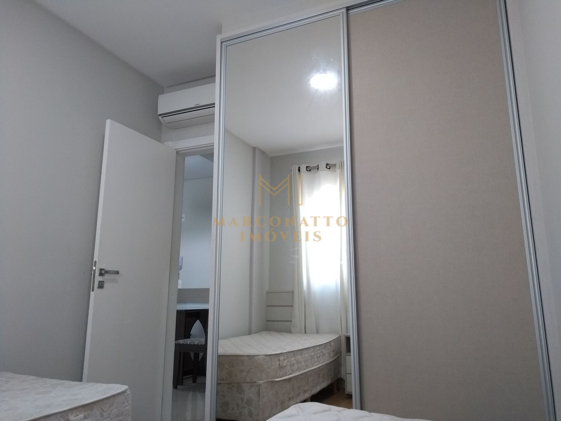 Apartamento para alugar com 2 quartos, 67m² - Foto 12