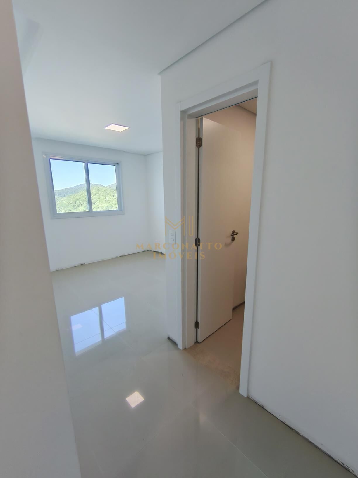 Apartamento para alugar com 2 quartos, 69m² - Foto 19
