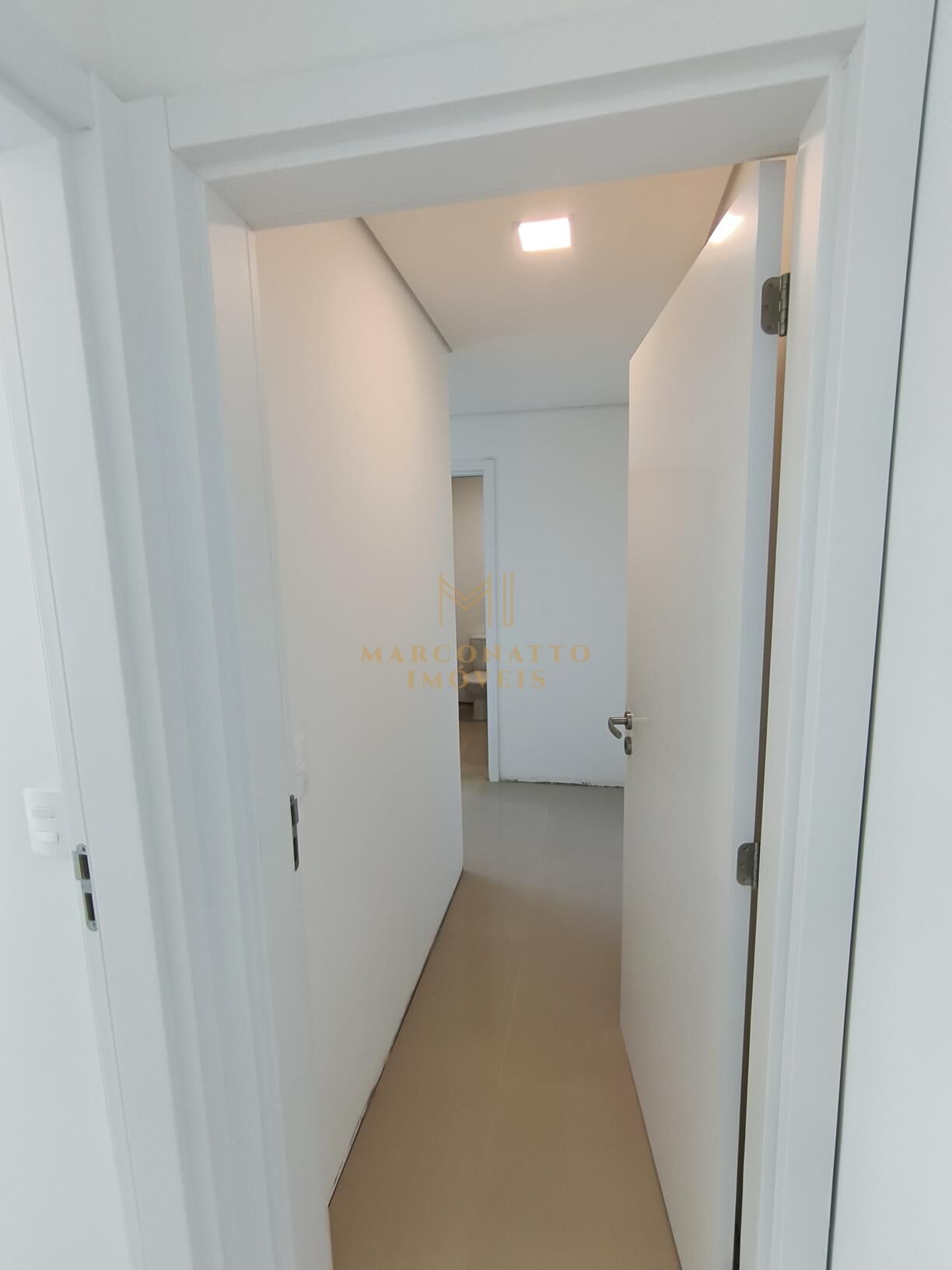 Apartamento para alugar com 2 quartos, 69m² - Foto 18
