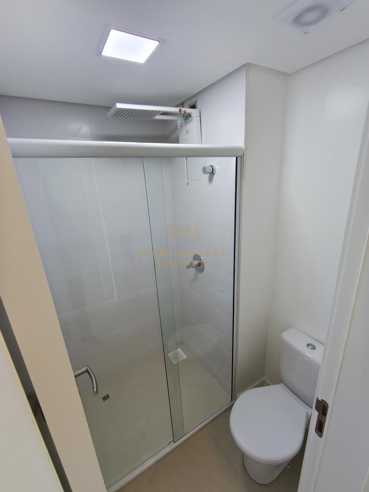 Apartamento para alugar com 2 quartos, 69m² - Foto 13