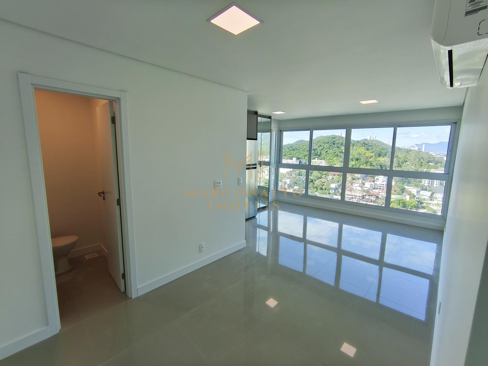 Apartamento para alugar com 2 quartos, 69m² - Foto 1