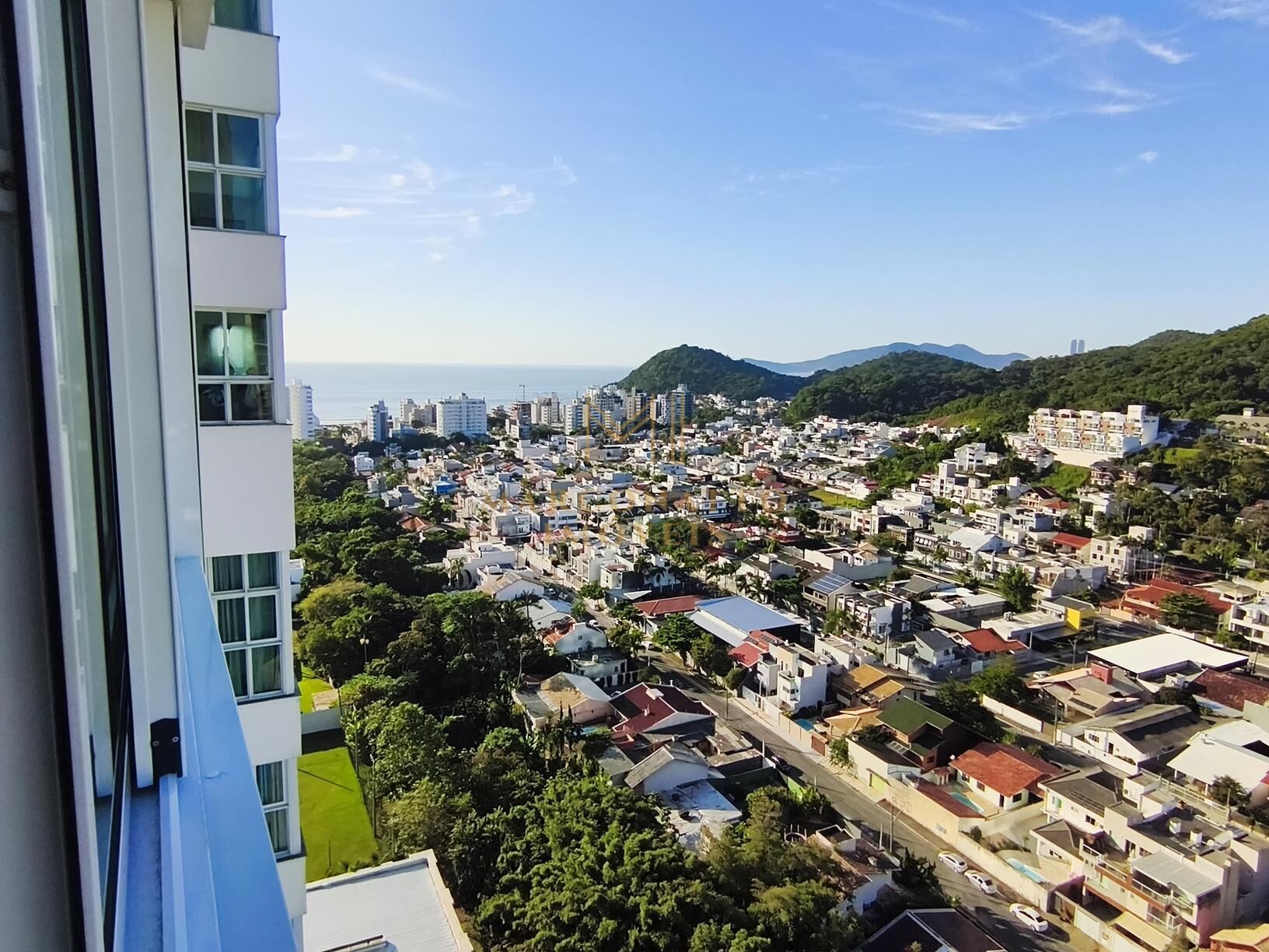 Apartamento para alugar com 2 quartos, 69m² - Foto 9