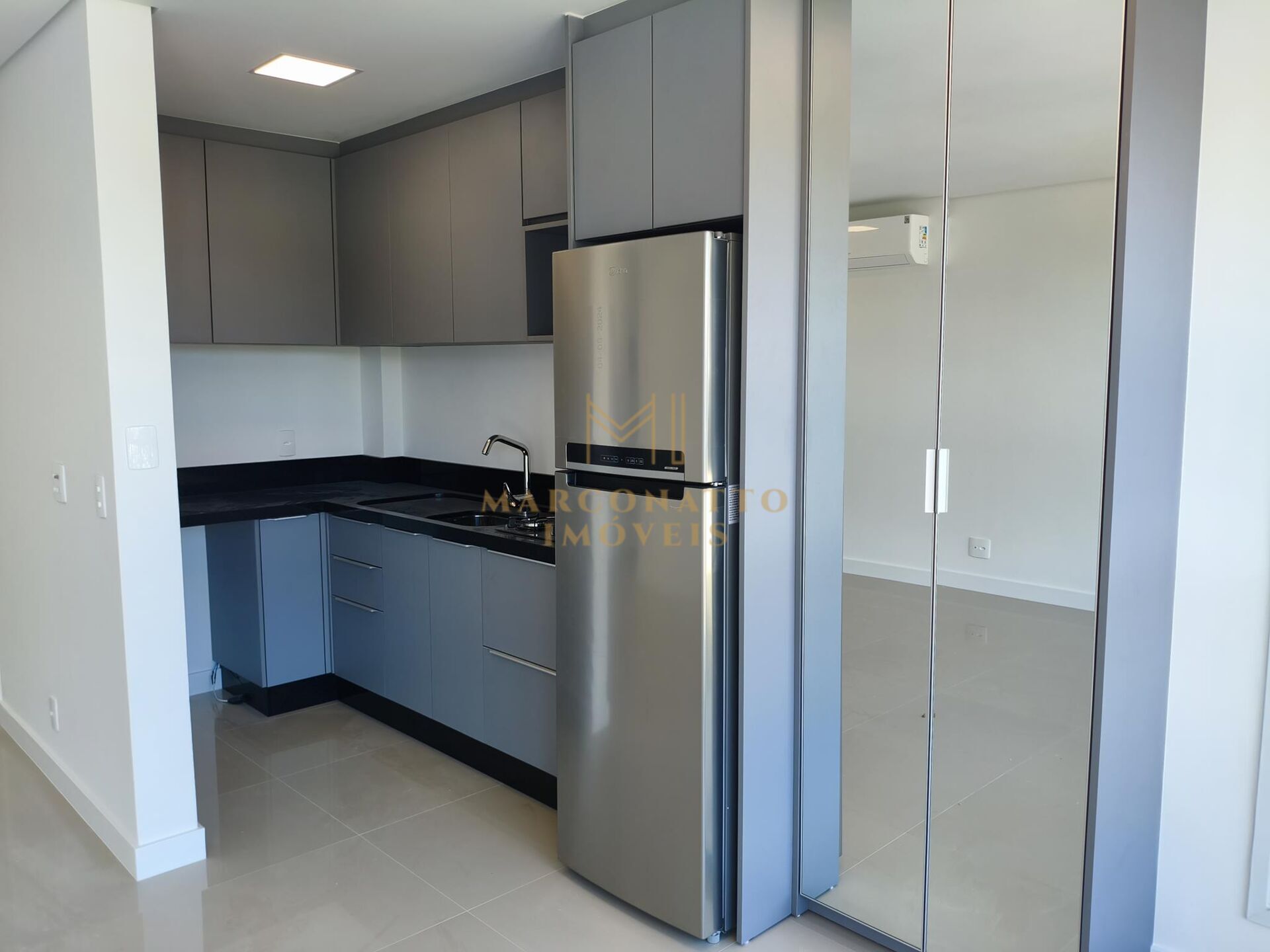 Apartamento para alugar com 2 quartos, 69m² - Foto 8