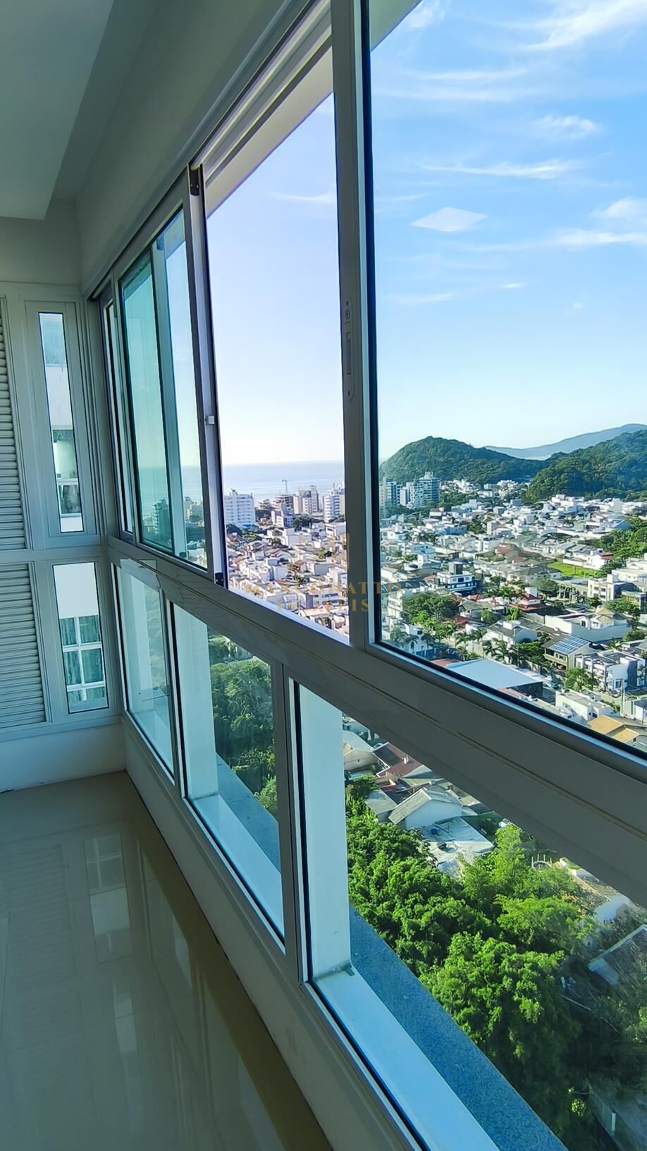 Apartamento para alugar com 2 quartos, 69m² - Foto 16