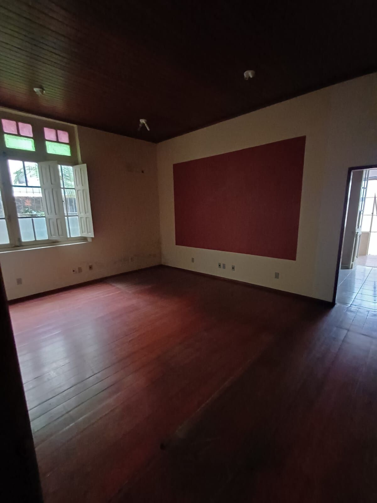 Casa, 3 quartos, 217 m² - Foto 1