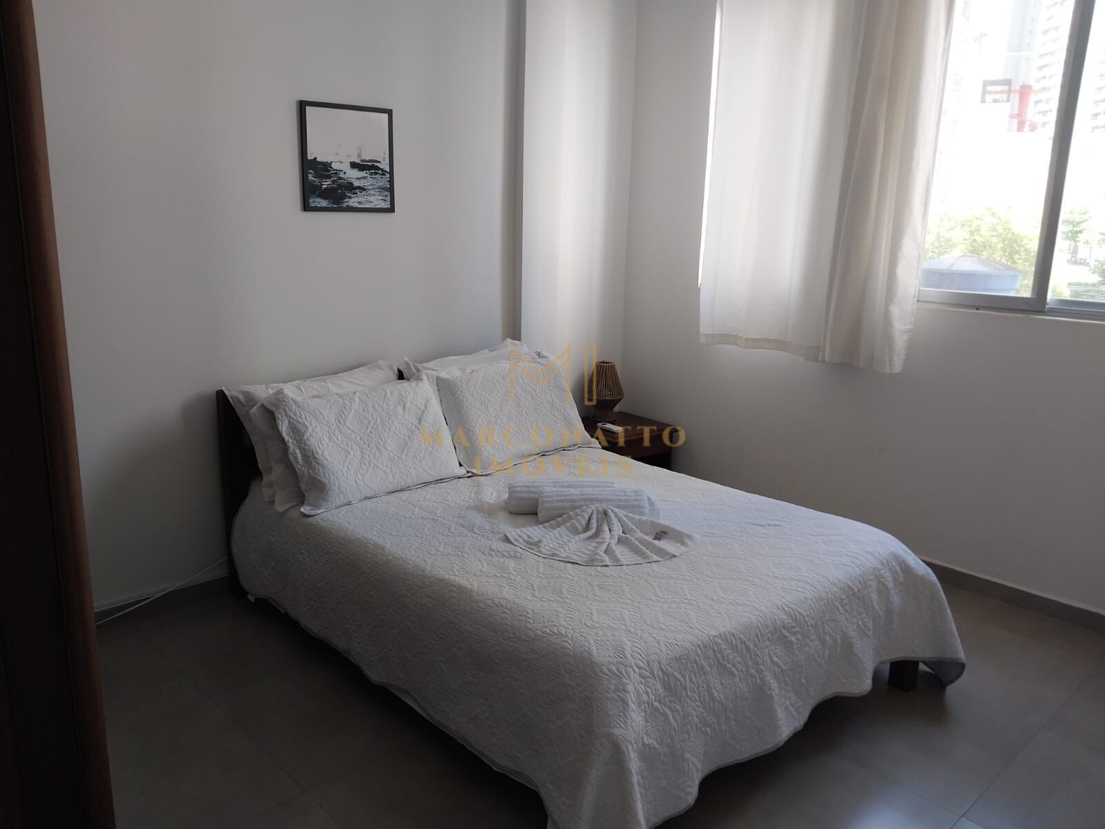 Apartamento à venda com 2 quartos, 75m² - Foto 11