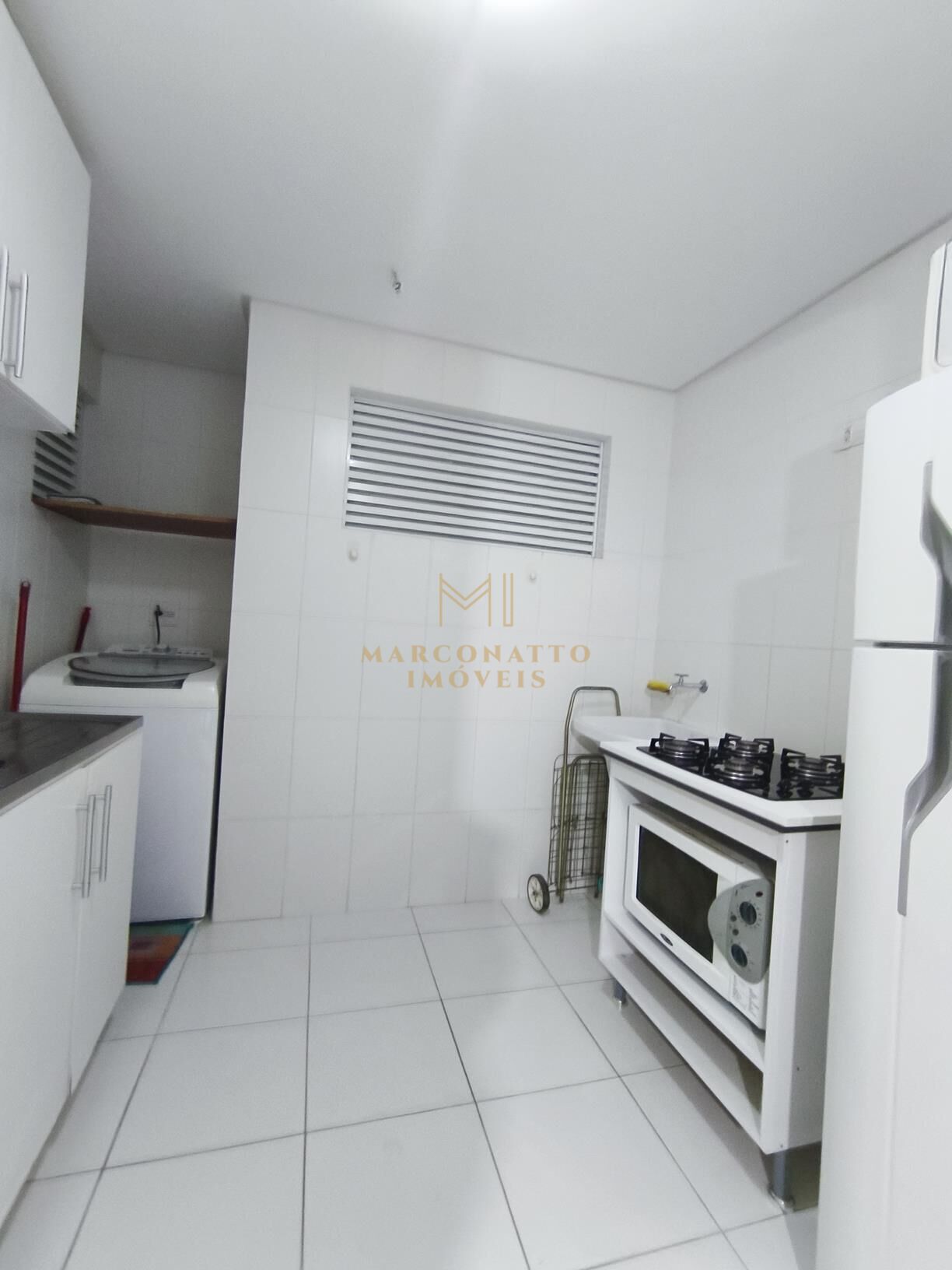 Apartamento para alugar com 1 quarto, 64m² - Foto 9