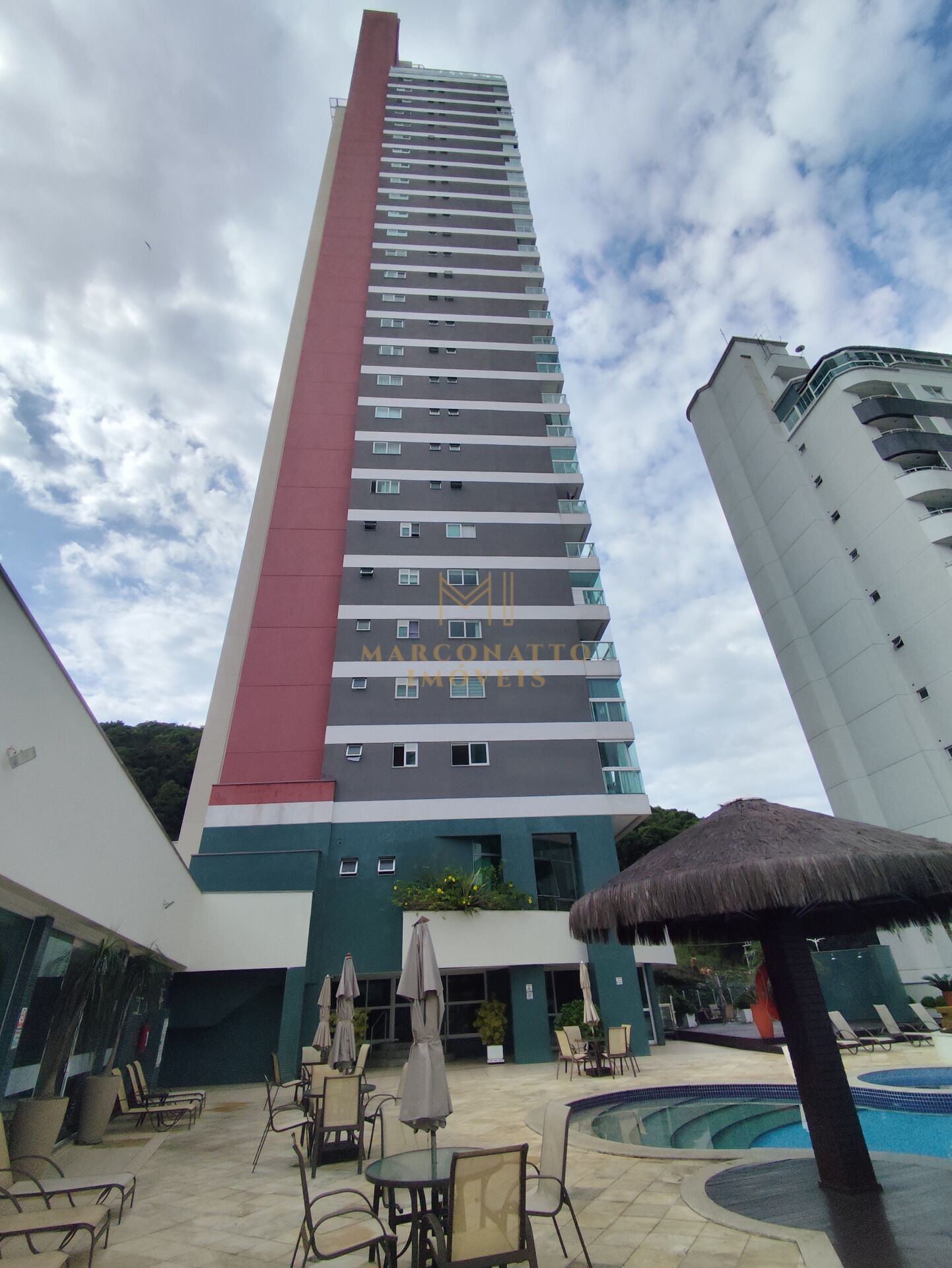 Apartamento para alugar com 1 quarto, 64m² - Foto 32
