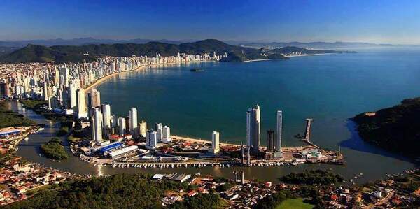 Valorização imobiliária em Balneário Camboriú cresce 4 vezes mais que a média nacional